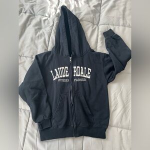 Youth Medium hooded jacket